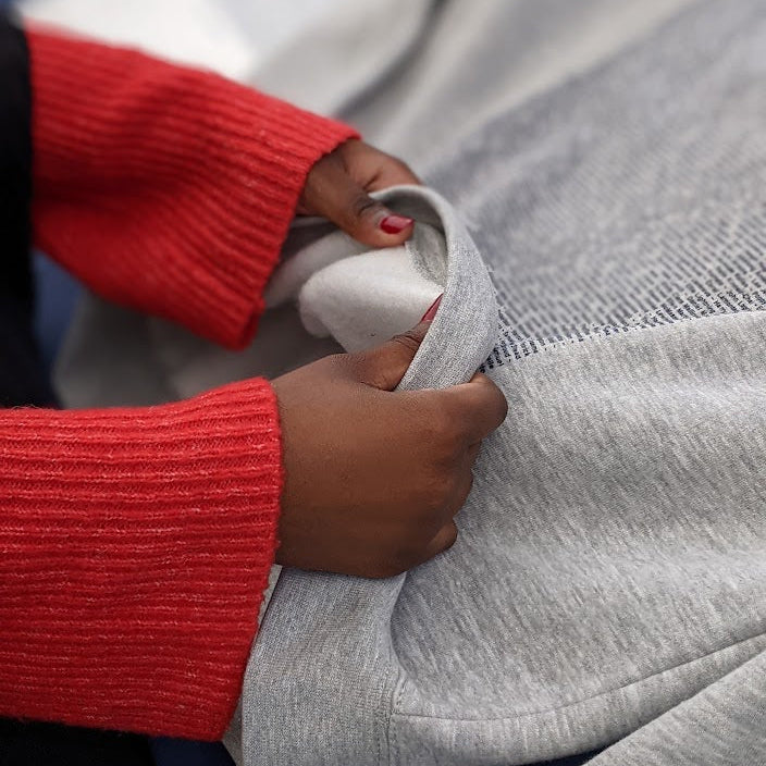 Hands_feeling_hoodie_for_quality