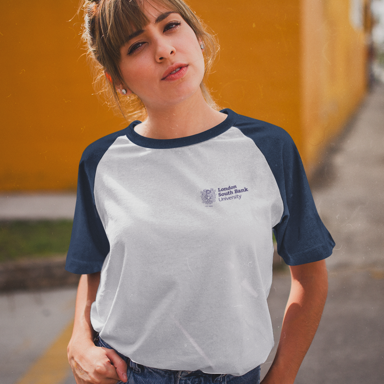 London South Bank University - Graduation Names-list - Regular Fit Baseball T-shirt