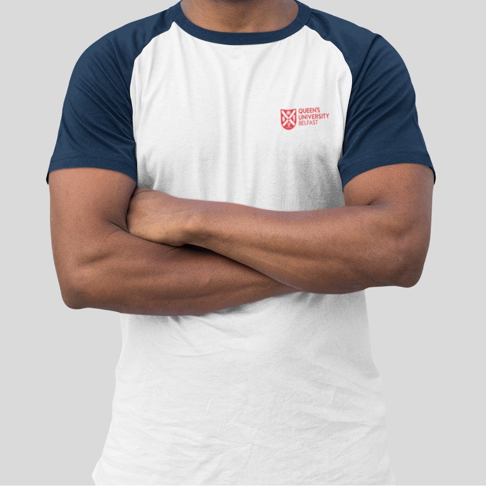 Queen's University Belfast - Graduation Names-list - Regular Fit Baseball T-shirt