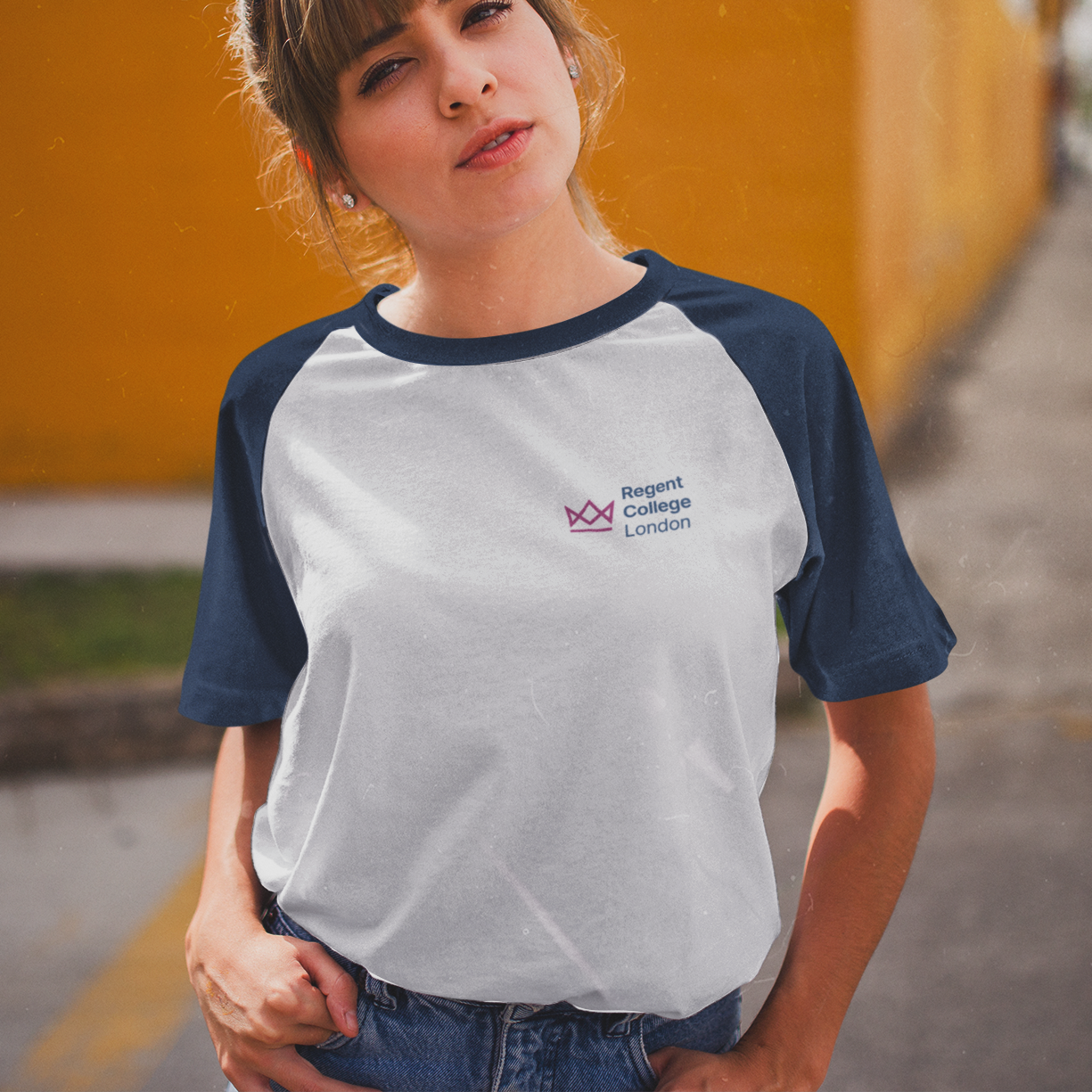 Regent College London - Graduation Names-list - Standard T-shirt