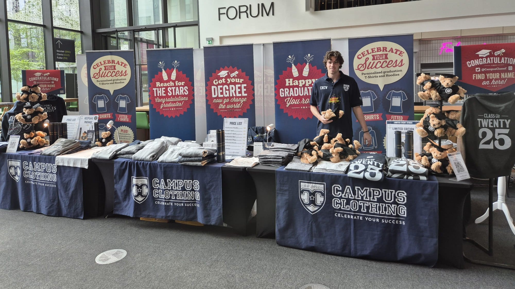 The_Main_Pop-up_Shop_802c2aca-934e-47bb-a2f0-0f5675700576